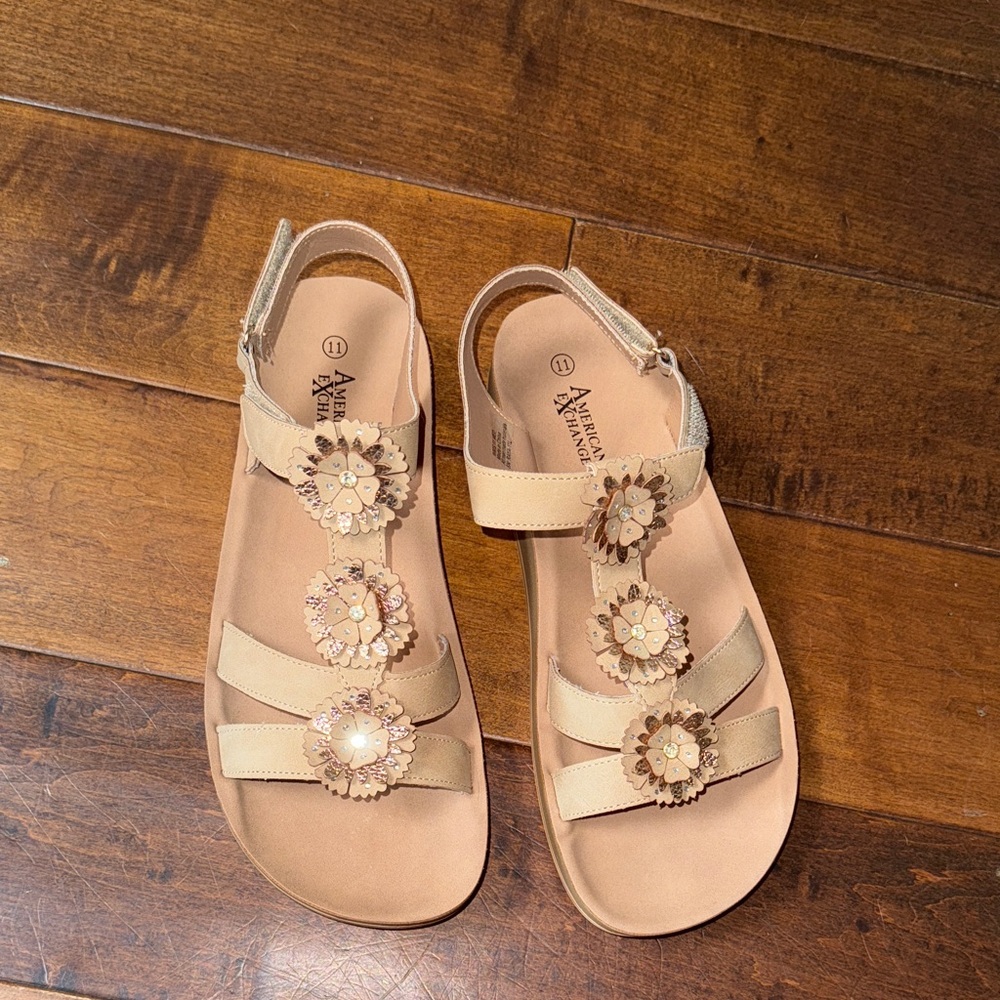 Annie Beige Floral Embellished Sandals
